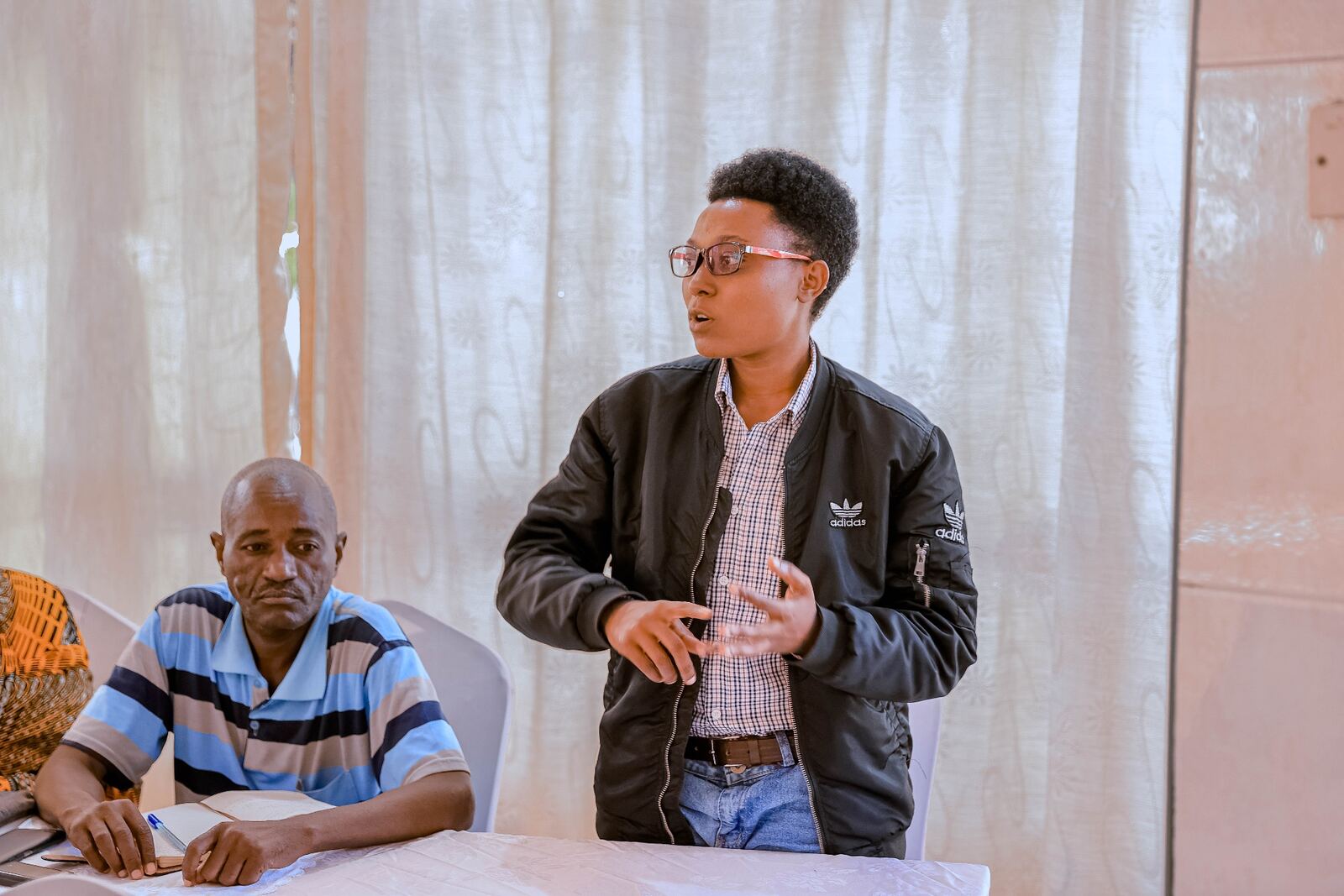 Participant contribution during training